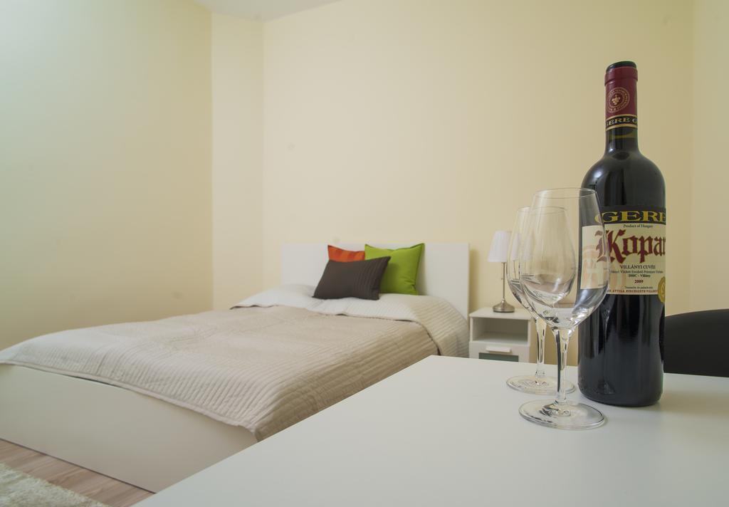Rumbach Holiday Budapest Chambre photo